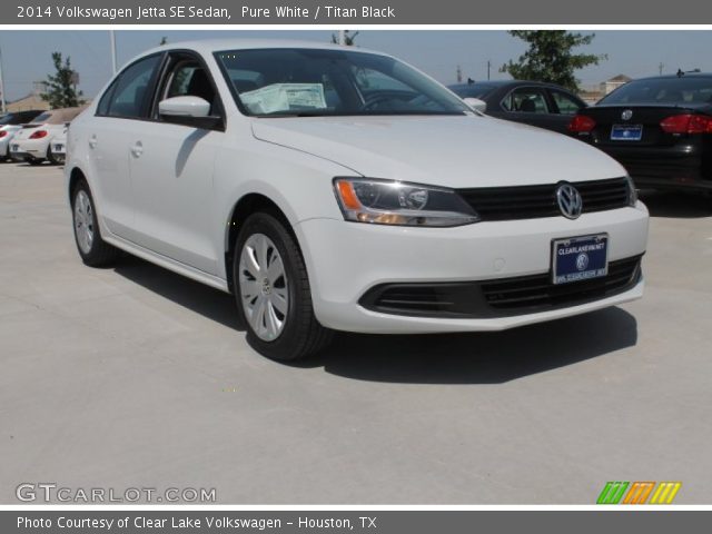 2014 Volkswagen Jetta SE Sedan in Pure White