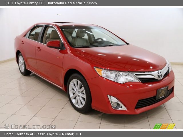 2013 Toyota Camry XLE in Barcelona Red Metallic