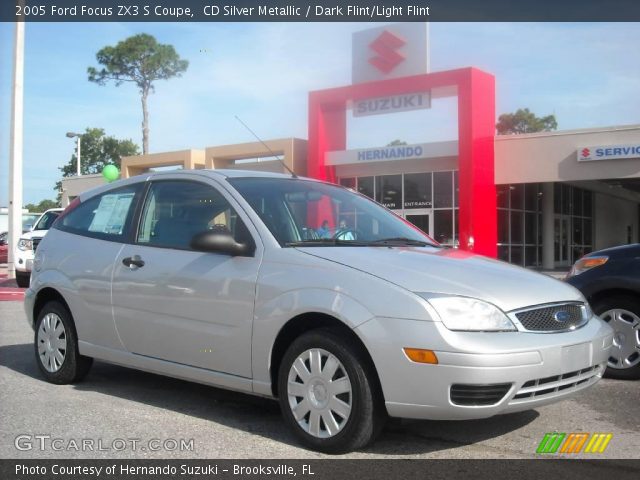 2005 Ford Focus ZX3 S Coupe in CD Silver Metallic