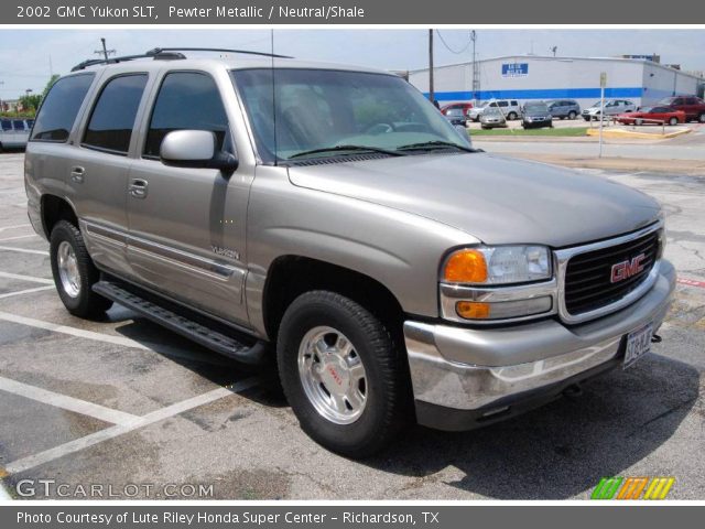 2002 GMC Yukon SLT in Pewter Metallic