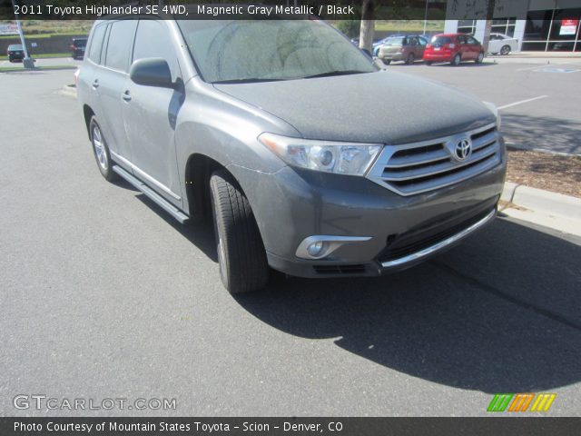 2011 Toyota Highlander SE 4WD in Magnetic Gray Metallic