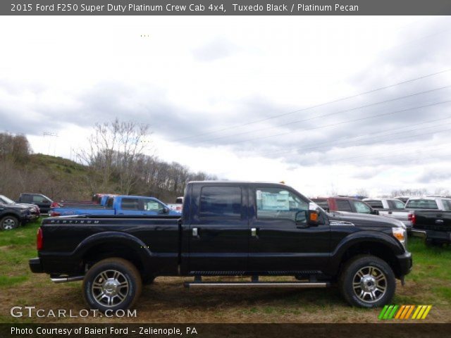 2015 Ford F250 Super Duty Platinum Crew Cab 4x4 in Tuxedo Black