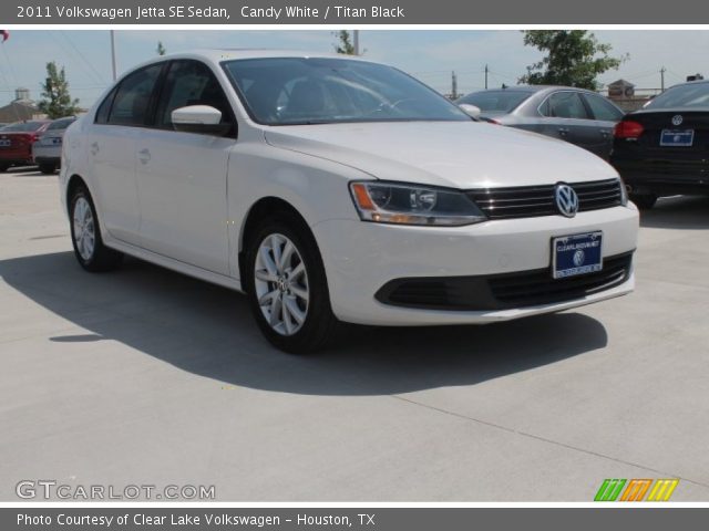 2011 Volkswagen Jetta SE Sedan in Candy White