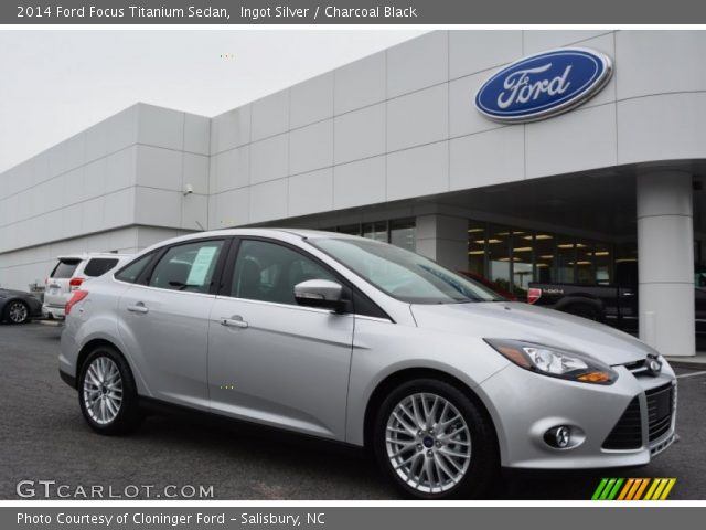2014 Ford Focus Titanium Sedan in Ingot Silver