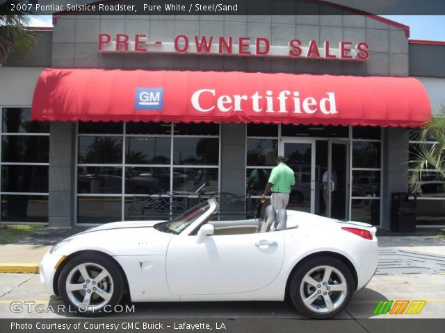 2007 Pontiac Solstice Roadster in Pure White