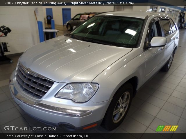 2007 Chrysler Pacifica Touring AWD in Bright Silver Metallic