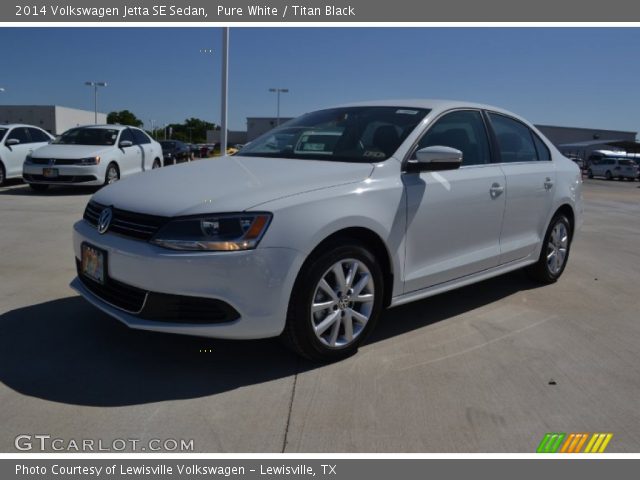2014 Volkswagen Jetta SE Sedan in Pure White