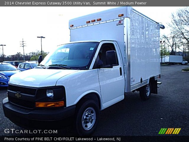2014 Chevrolet Express Cutaway 3500 Utility Van in Summit White