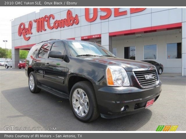 2010 GMC Yukon SLE in Onyx Black