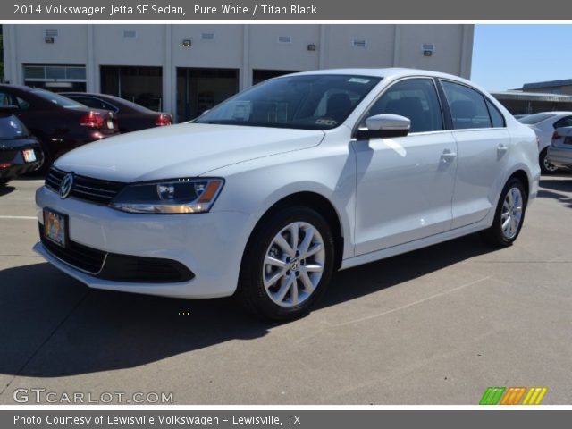 2014 Volkswagen Jetta SE Sedan in Pure White