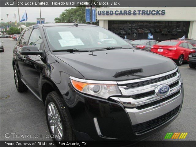 2013 Ford Edge Limited in Tuxedo Black Metallic