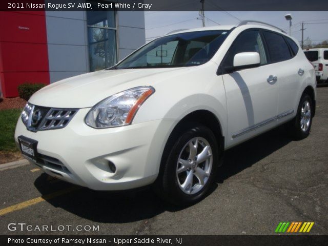 2011 Nissan Rogue SV AWD in Pearl White