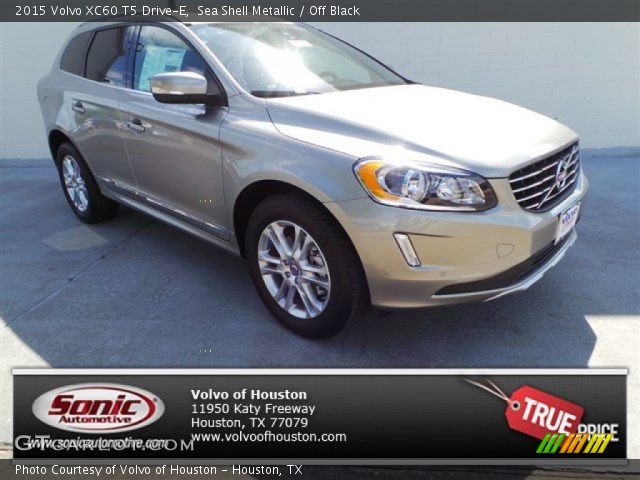 2015 Volvo XC60 T5 Drive-E in Sea Shell Metallic