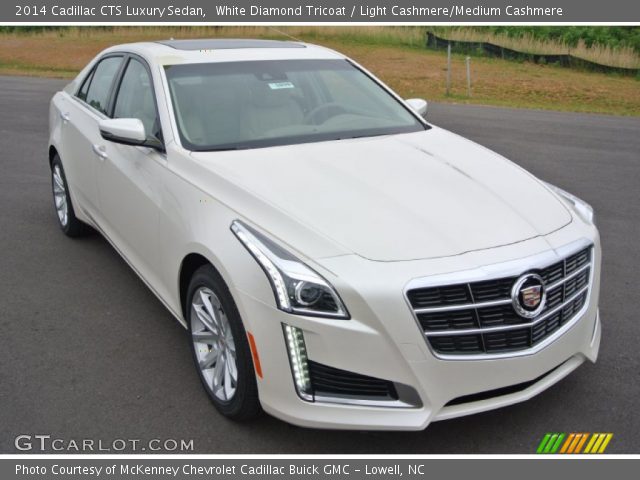 2014 Cadillac CTS Luxury Sedan in White Diamond Tricoat