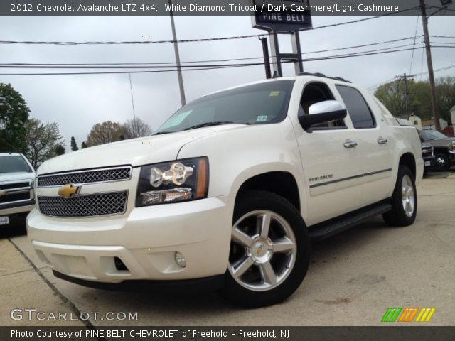 2012 Chevrolet Avalanche LTZ 4x4 in White Diamond Tricoat