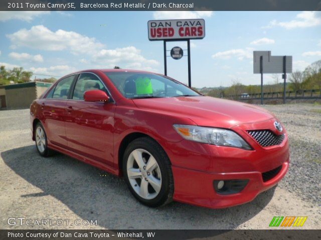 2011 Toyota Camry SE in Barcelona Red Metallic