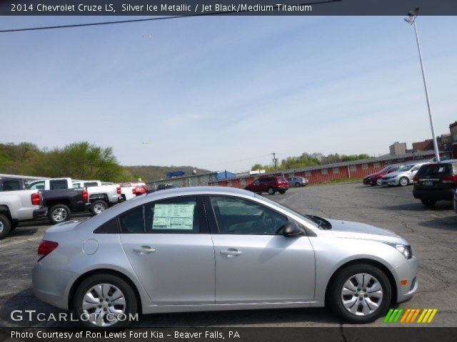 2014 Chevrolet Cruze LS in Silver Ice Metallic