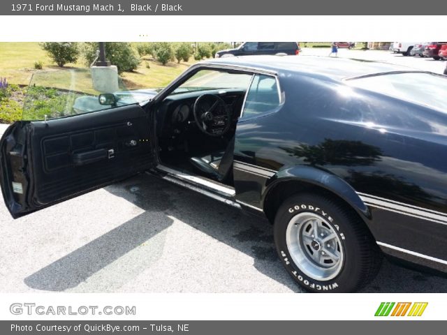 1971 Ford Mustang Mach 1 in Black