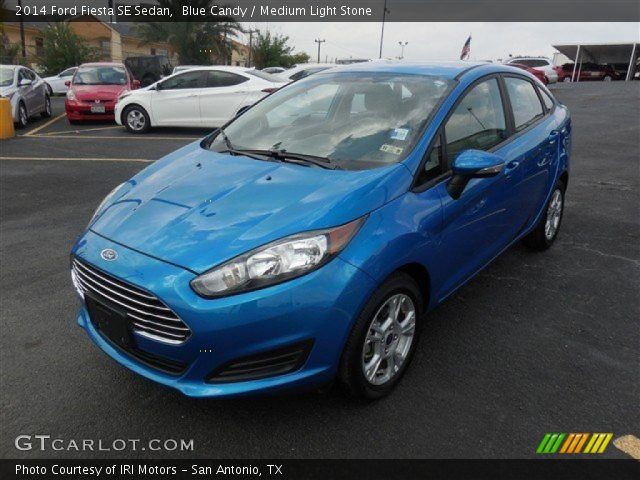 2014 Ford Fiesta SE Sedan in Blue Candy
