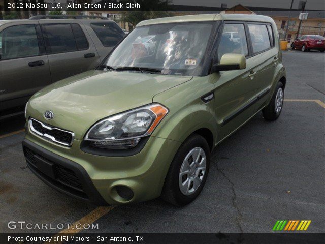 2012 Kia Soul 1.6 in Alien Green