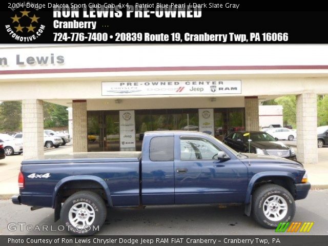 2004 Dodge Dakota Sport Club Cab 4x4 in Patriot Blue Pearl