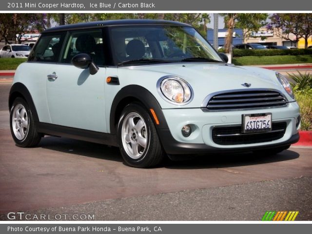 2011 Mini Cooper Hardtop in Ice Blue