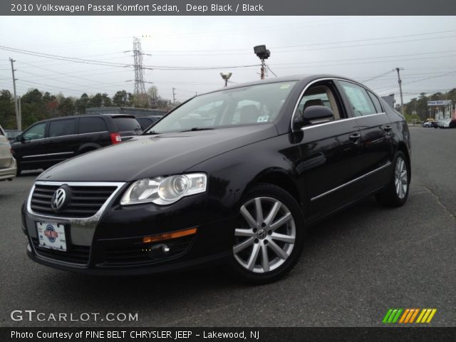 2010 Volkswagen Passat Komfort Sedan in Deep Black