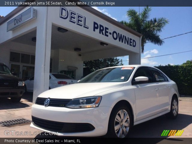 2011 Volkswagen Jetta SE Sedan in Candy White