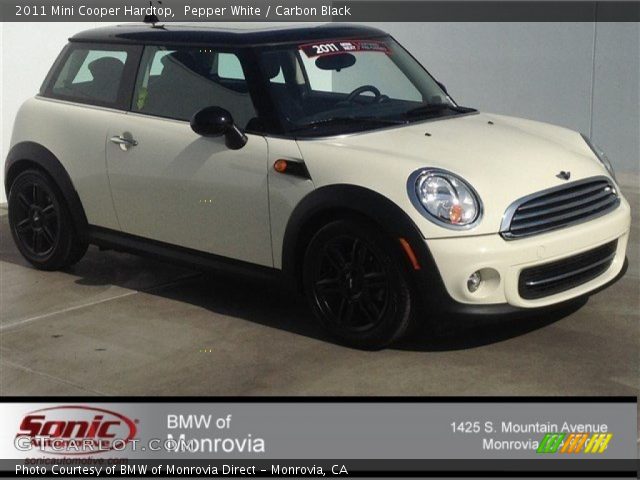 2011 Mini Cooper Hardtop in Pepper White