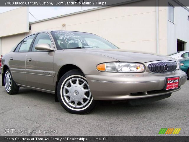 2000 Buick Century Custom in Light Sandrift Metallic