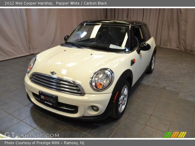 2012 Mini Cooper Hardtop in Pepper White