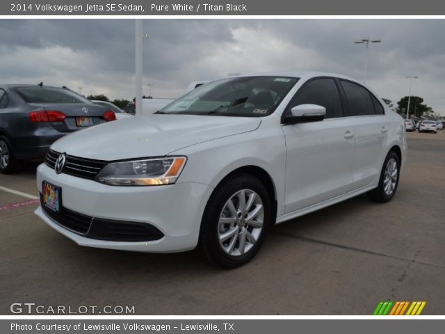 2014 Volkswagen Jetta SE Sedan in Pure White