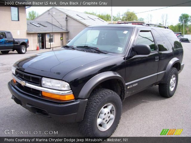2000 Chevrolet Blazer LS 4x4 in Onyx Black