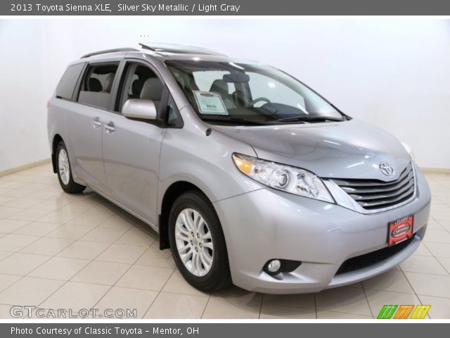 2013 Toyota Sienna XLE in Silver Sky Metallic