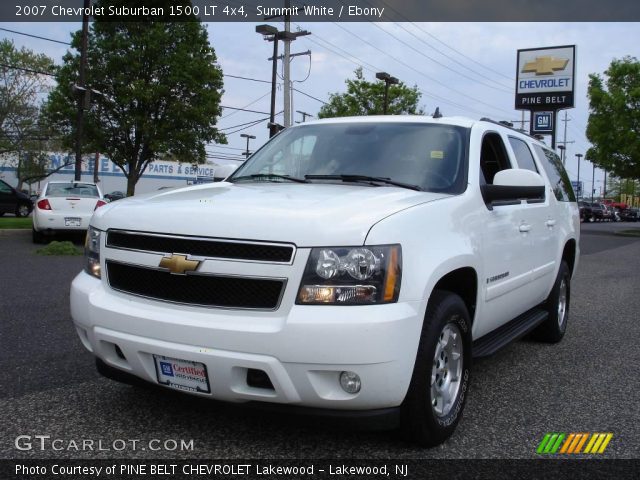 2007 Chevrolet Suburban 1500 LT 4x4 in Summit White