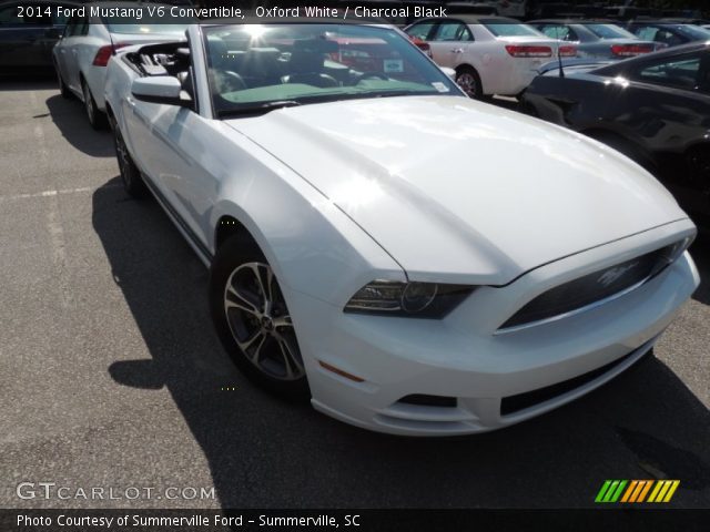 2014 Ford Mustang V6 Convertible in Oxford White