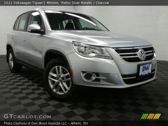 2011 Volkswagen Tiguan S 4Motion in Reflex Silver Metallic