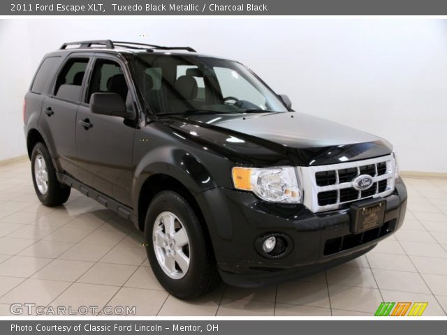 2011 Ford Escape XLT in Tuxedo Black Metallic