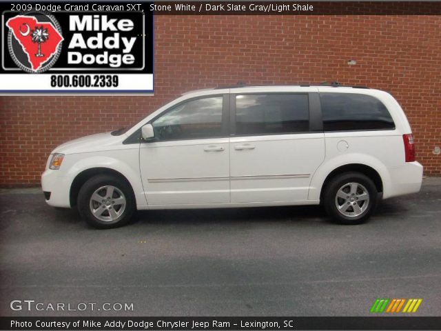 2009 Dodge Grand Caravan SXT in Stone White
