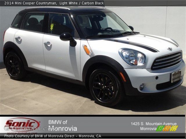 2014 Mini Cooper Countryman in Light White