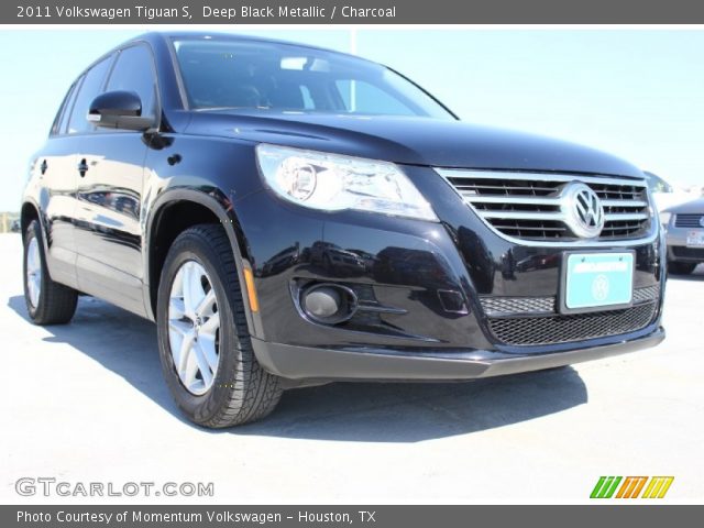 2011 Volkswagen Tiguan S in Deep Black Metallic