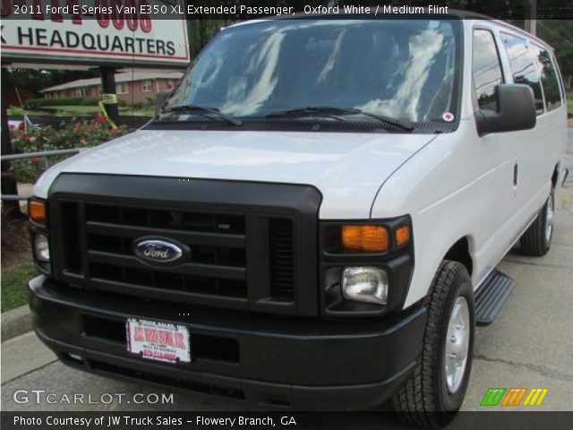 2011 Ford E Series Van E350 XL Extended Passenger in Oxford White