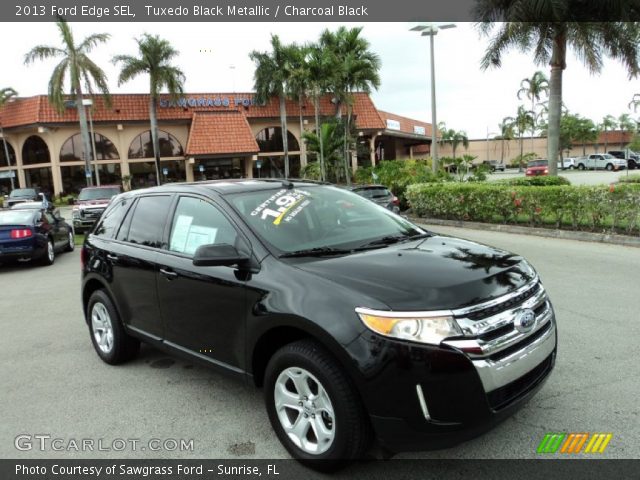 2013 Ford Edge SEL in Tuxedo Black Metallic