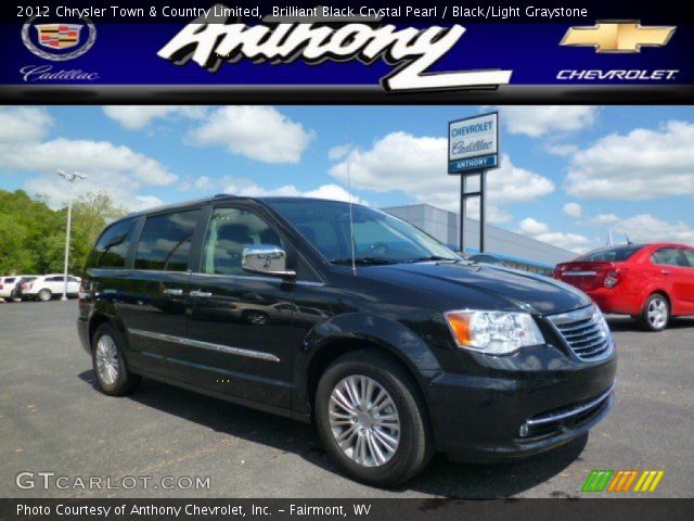 2012 Chrysler Town & Country Limited in Brilliant Black Crystal Pearl