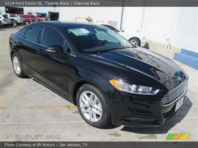 2014 Ford Fusion SE in Tuxedo Black