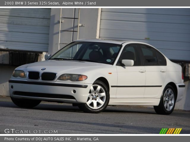 2003 BMW 3 Series 325i Sedan in Alpine White