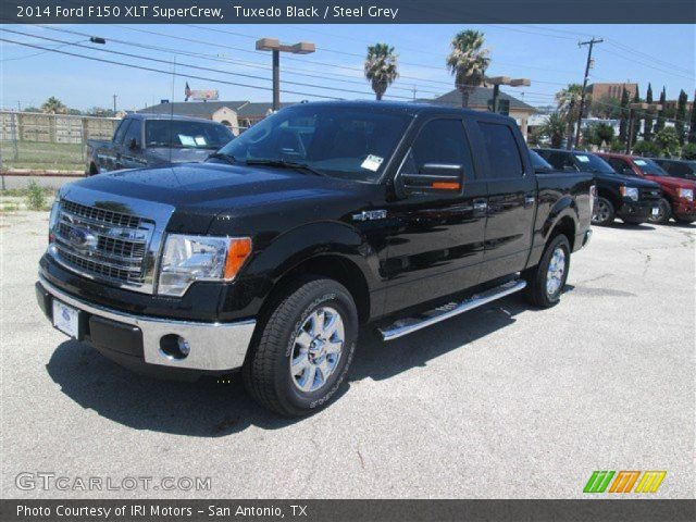 2014 Ford F150 XLT SuperCrew in Tuxedo Black