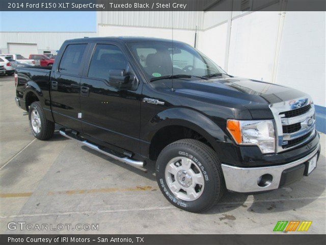 2014 Ford F150 XLT SuperCrew in Tuxedo Black