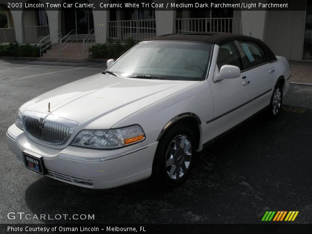 2003 Lincoln Town Car Cartier in Ceramic White Tri Coat