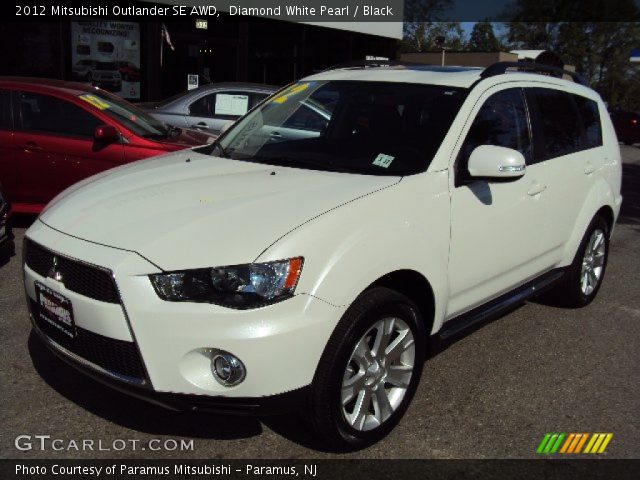2012 Mitsubishi Outlander SE AWD in Diamond White Pearl
